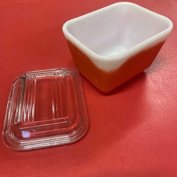 Other - Vintage PYREX Refrigerator Storage Dish – 501 B – Red